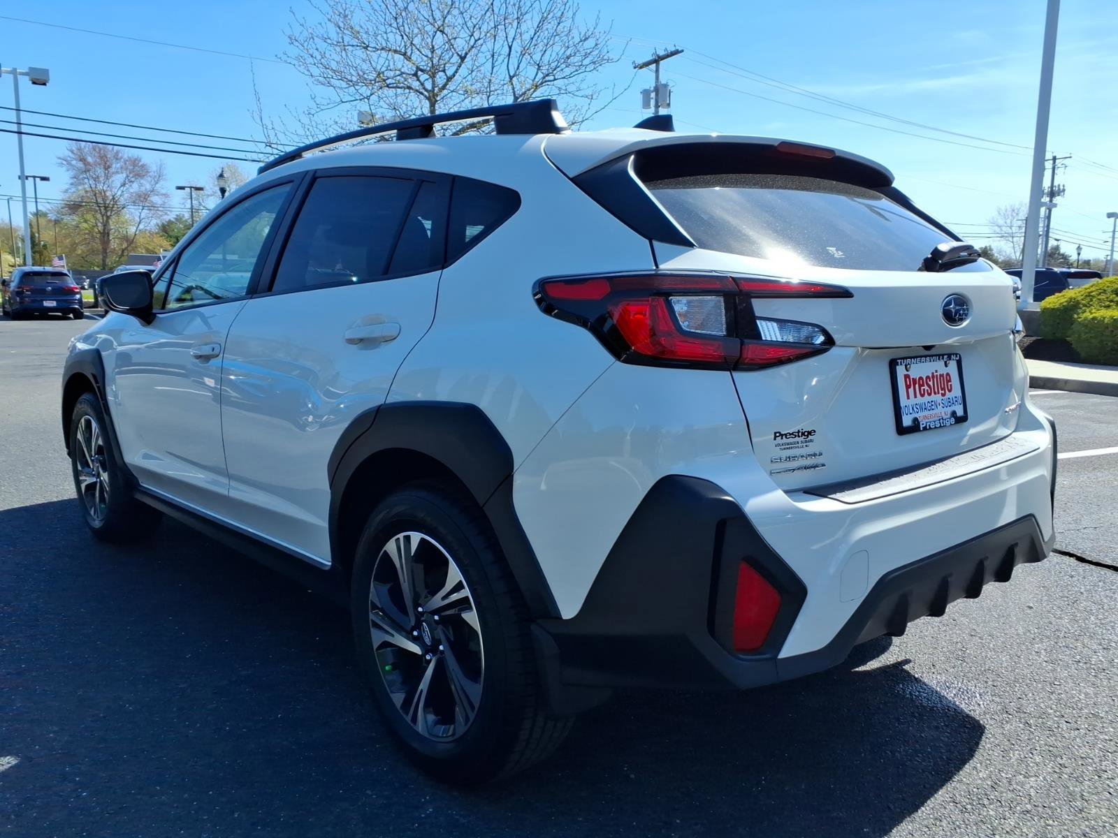 Certified 2024 Subaru Crosstrek 2.0i Premium image 4