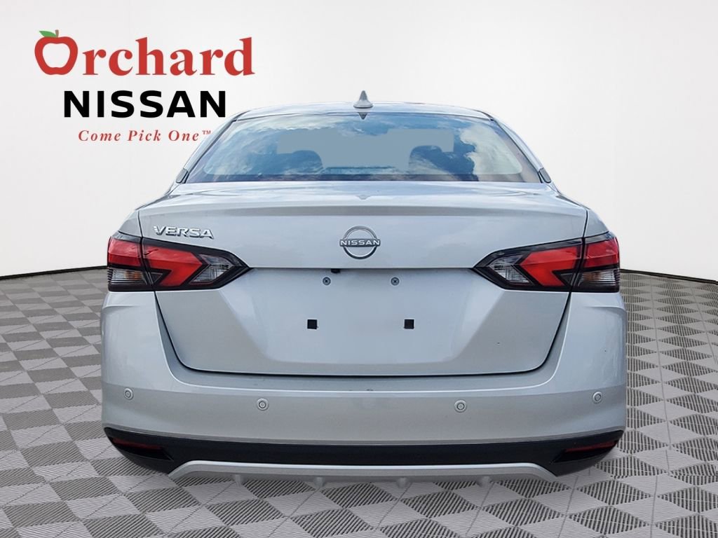 New 2025 Nissan Versa SV w/ Trunk Package FWD image 4