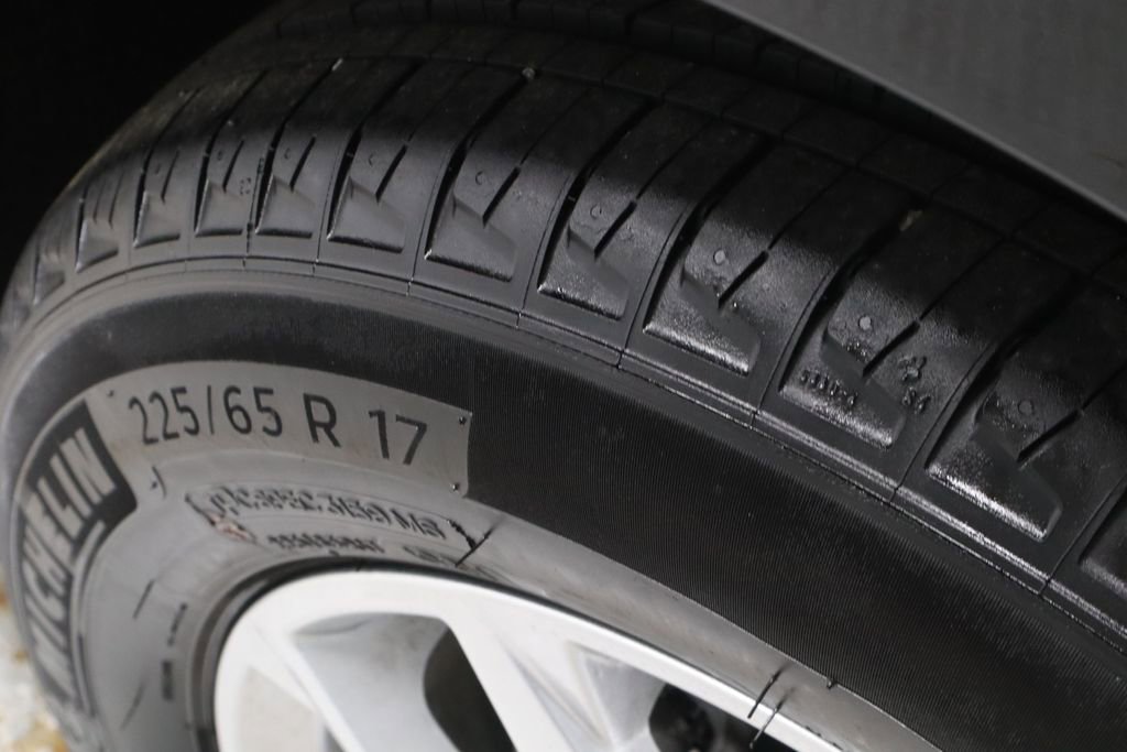 Used 2024 Chevrolet Equinox LS w/ LS Convenience Package FWD image 19