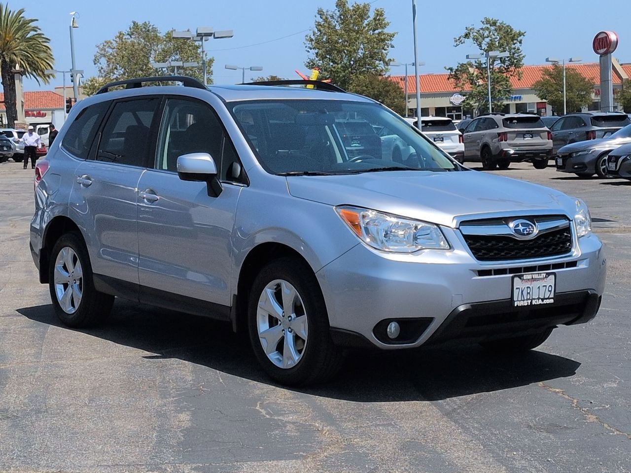 Used 2015 Subaru Forester 2.5i Limited AWD/4WD image 3