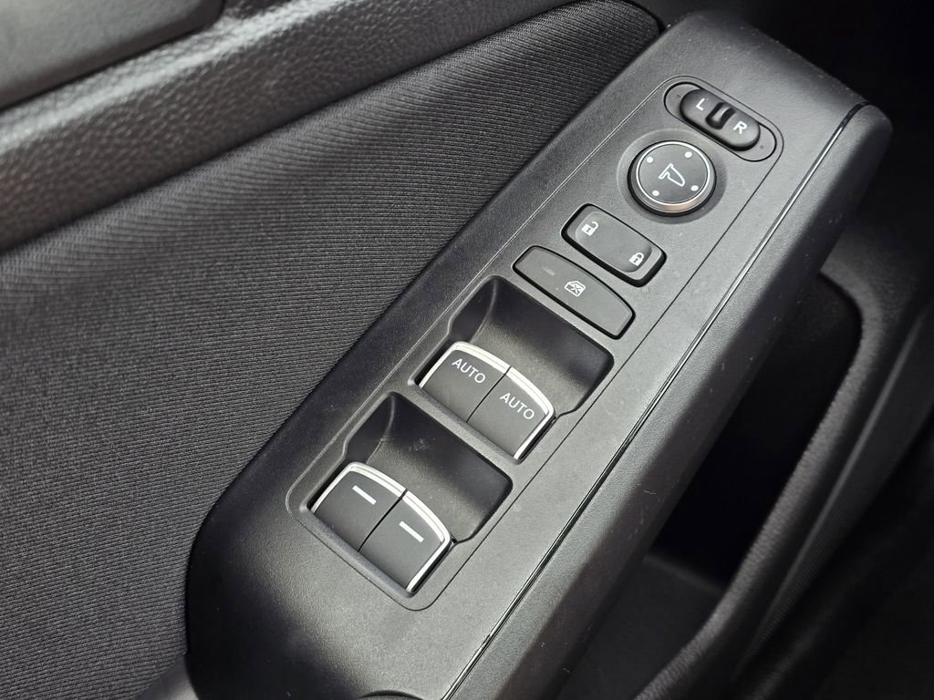 Used 2025 Honda Civic Sport image 23