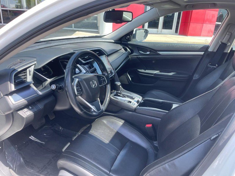Used 2017 Honda Civic Touring image 19