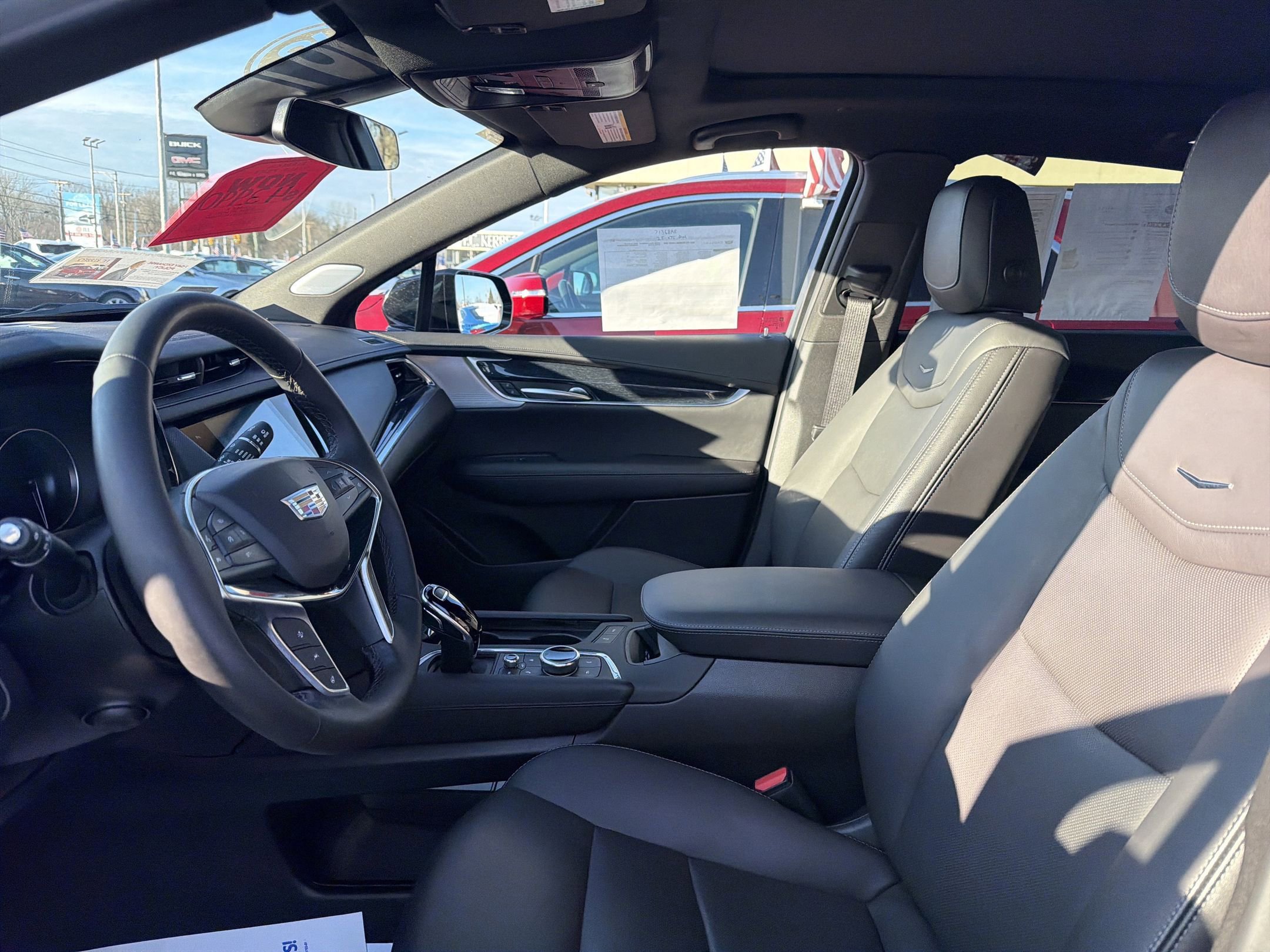 Certified 2025 Cadillac XT5 Premium Luxury AWD/4WD image 10