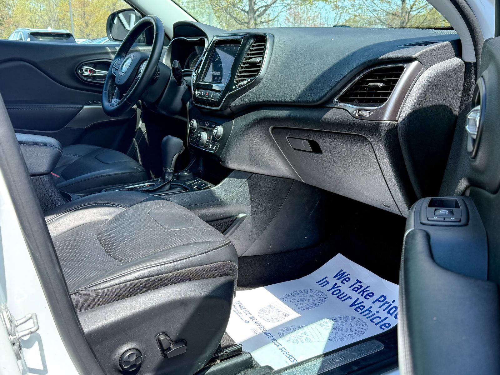 Used 2021 Jeep Cherokee Limited AWD/4WD image 13
