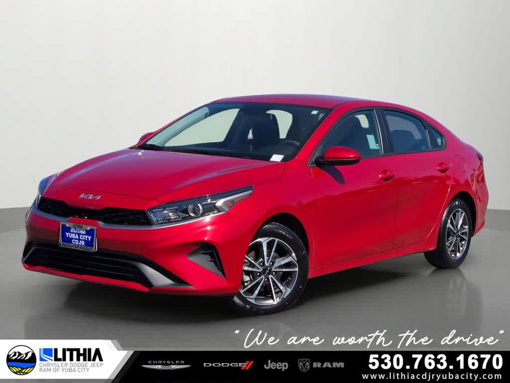 Used 2023 Kia Forte LXS FWD video 1