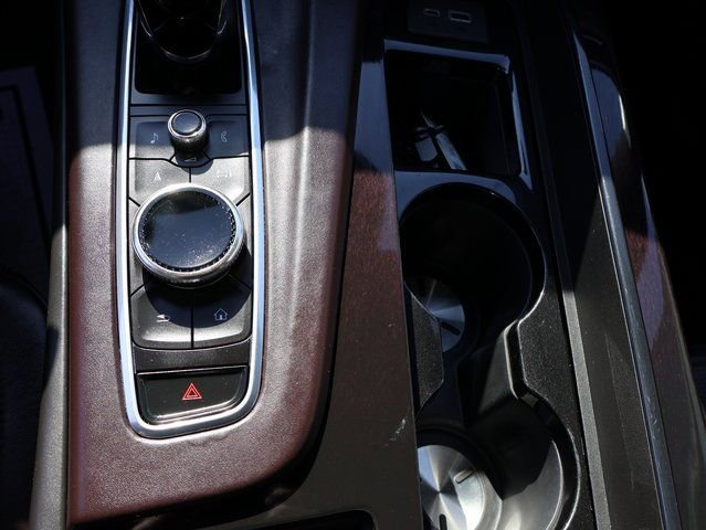 Certified 2021 Cadillac Escalade Sport Platinum image 40