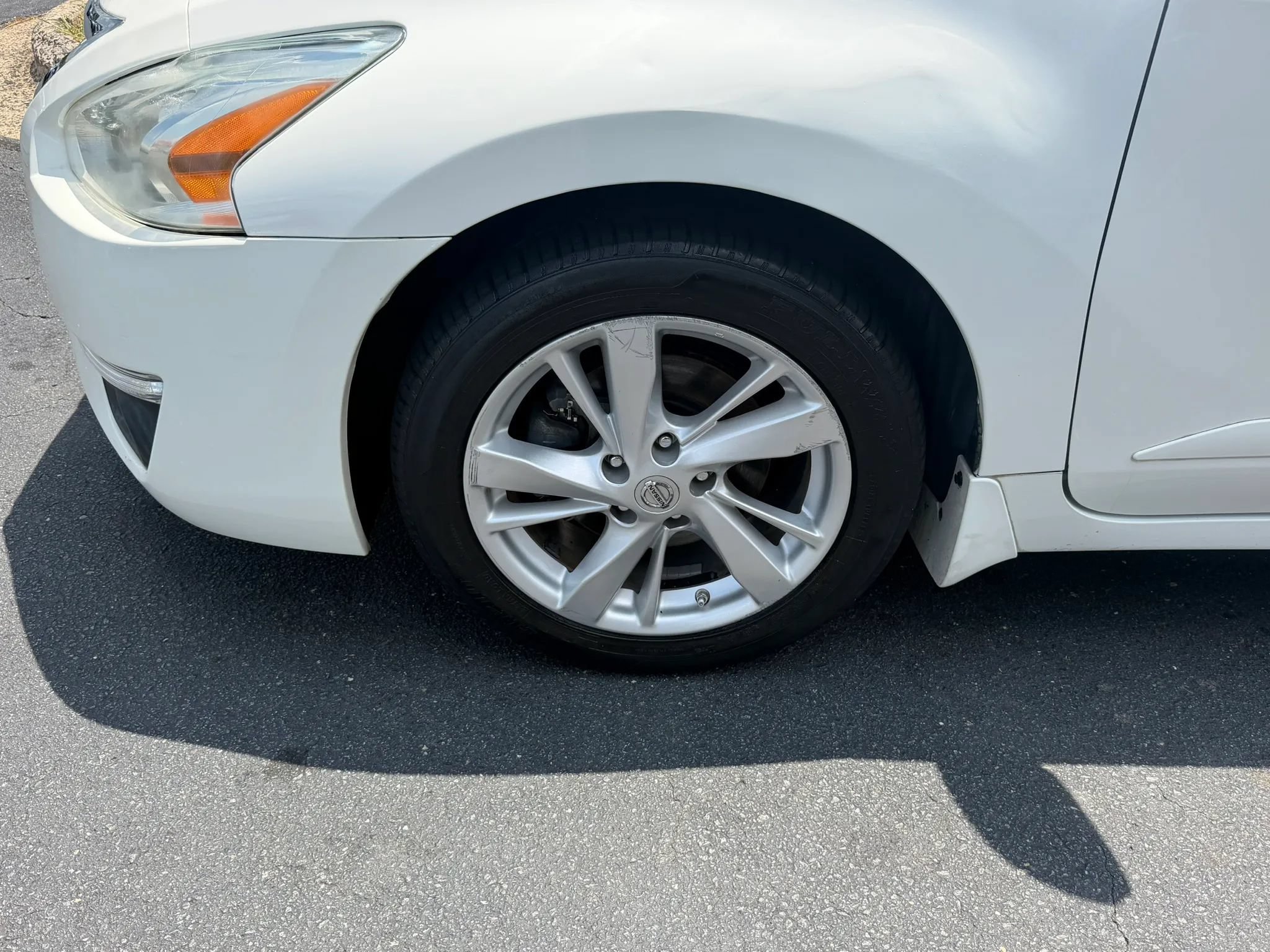 Used 2015 Nissan Altima 2.5 SV w/ Convenience Package FWD image 23
