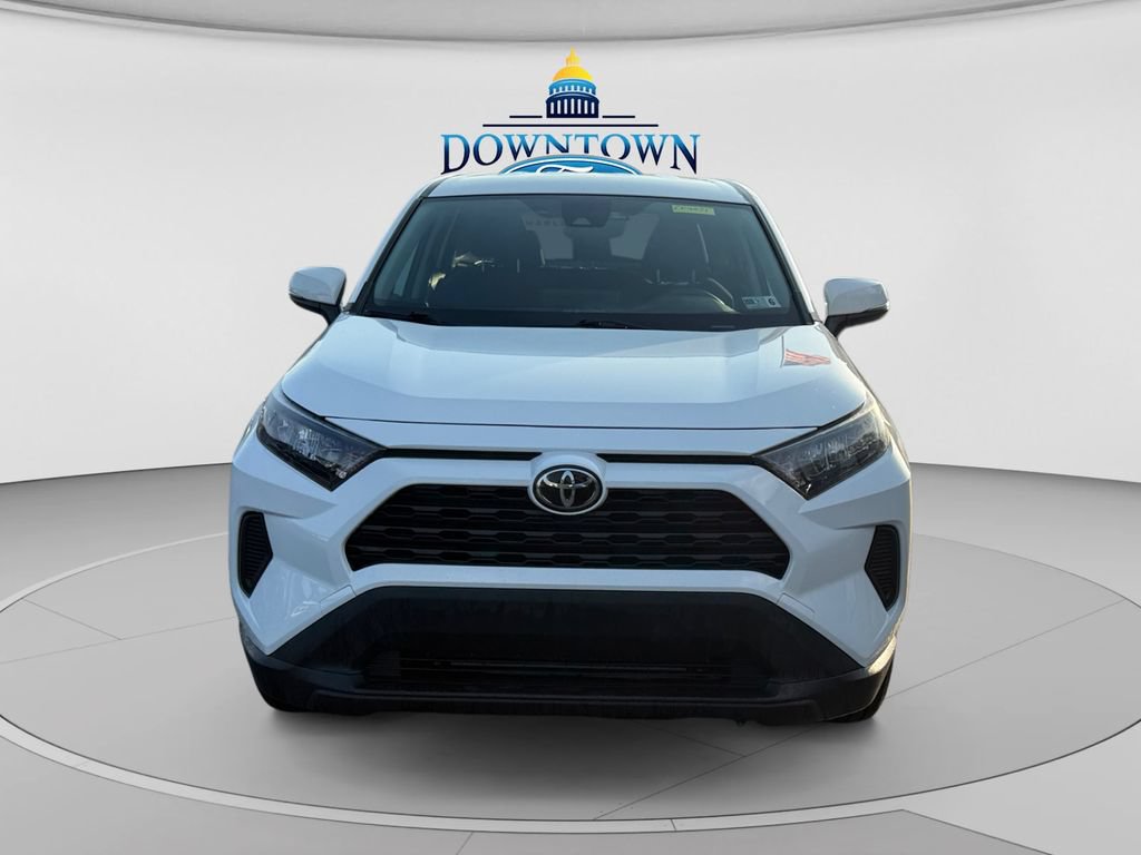 Used 2022 Toyota RAV4 LE w/ Carpet Mat Package (TMS) FWD image 8