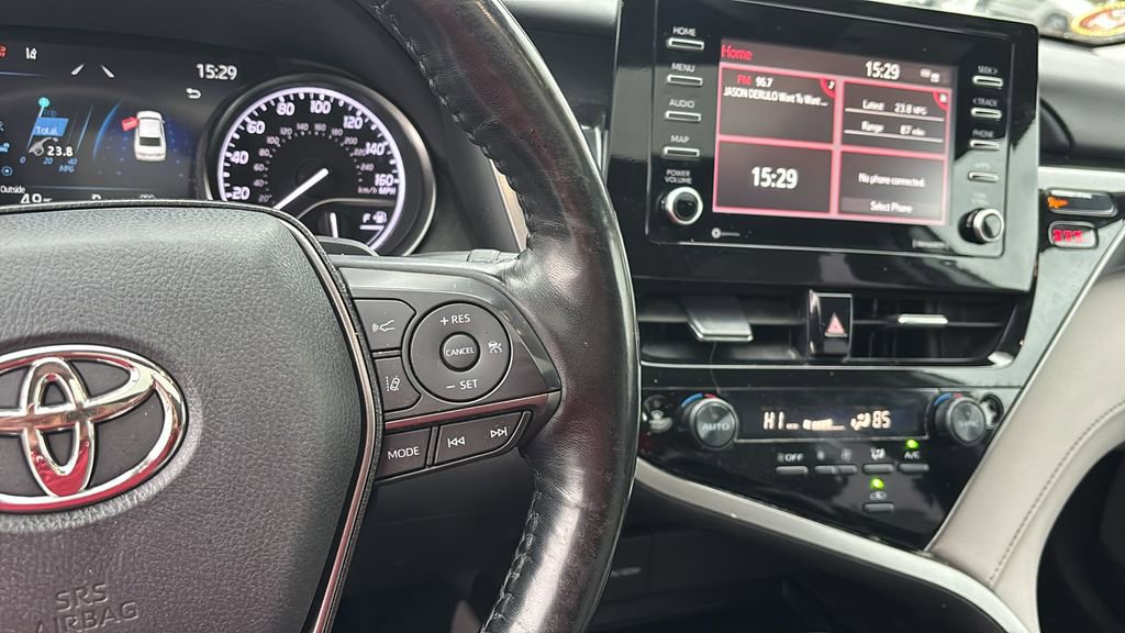 Used 2022 Toyota Camry SE image 18