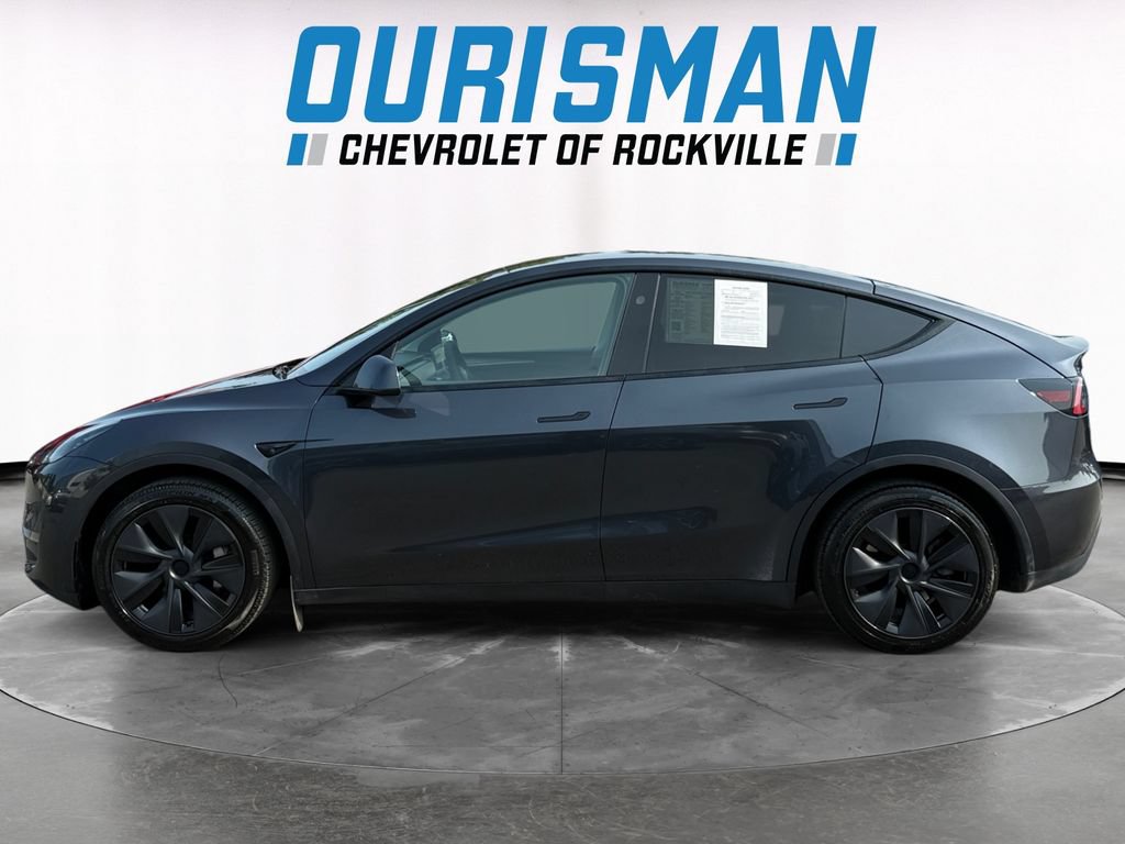 Used 2024 Tesla Model Y Long Range AWD/4WD image 3