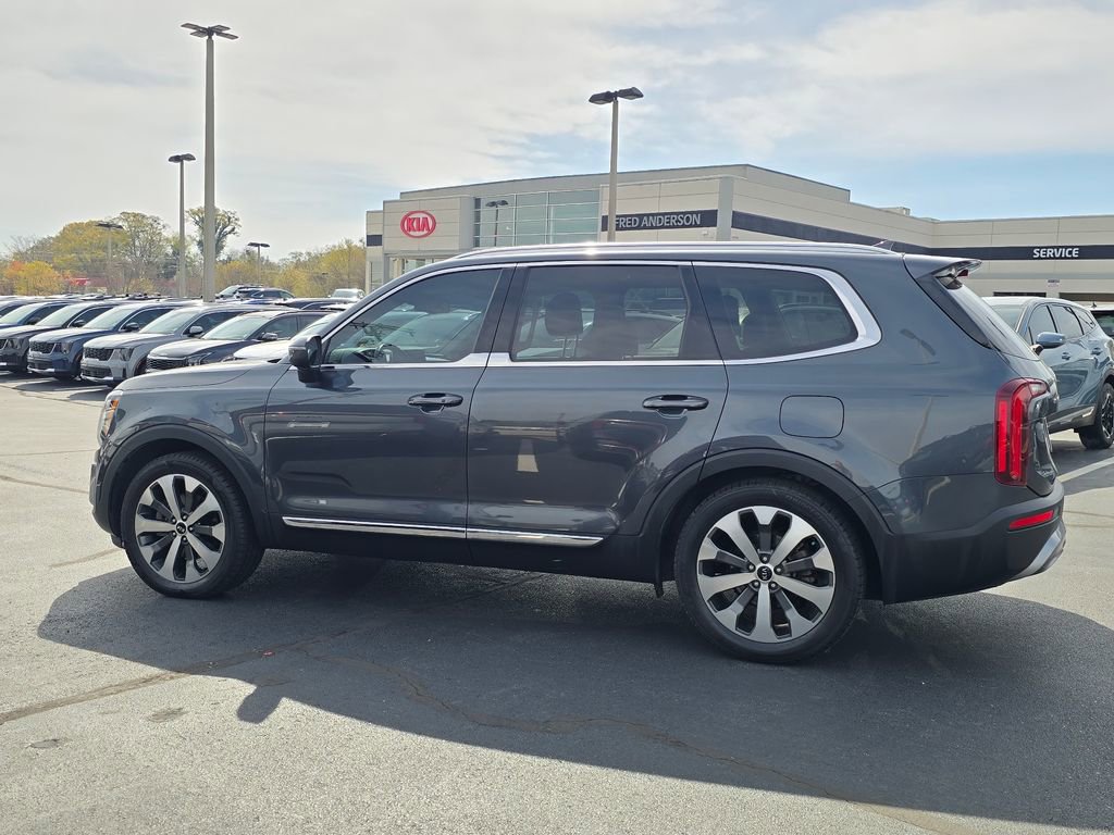 Used 2021 Kia Telluride EX w/ EX Premium Package image 6