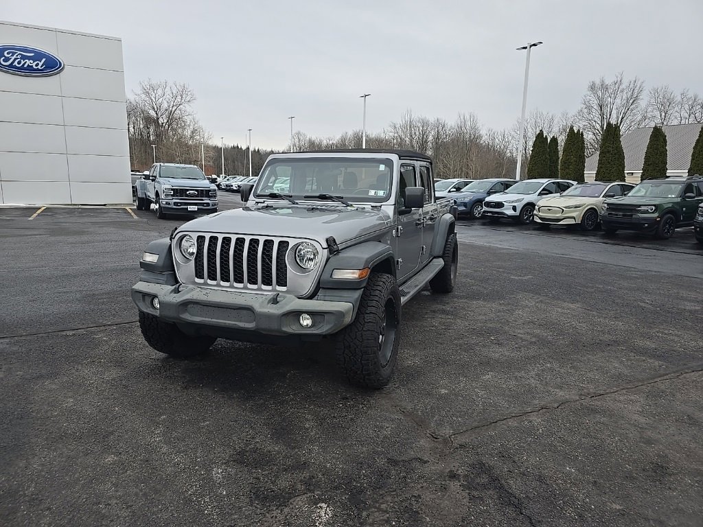 Used 2020 Jeep Gladiator Sport w/ Quick Order Package 24S image 2