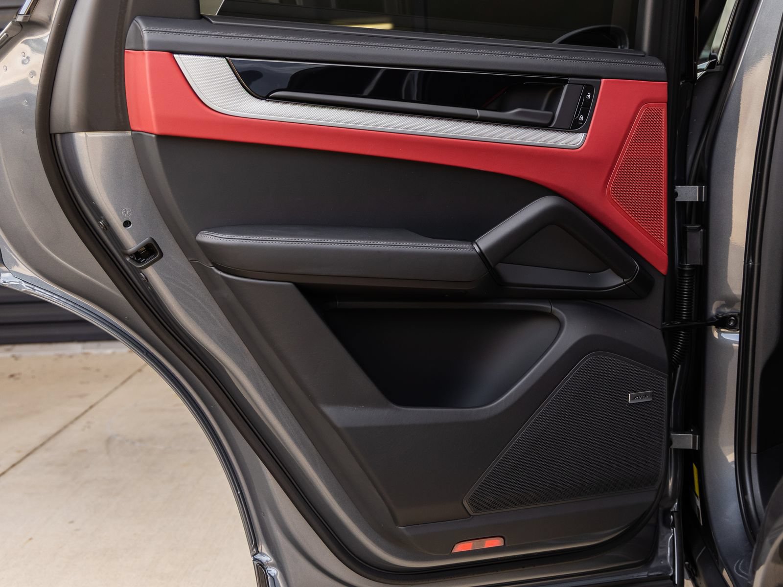 New 2026 Porsche Cayenne AWD/4WD image 33
