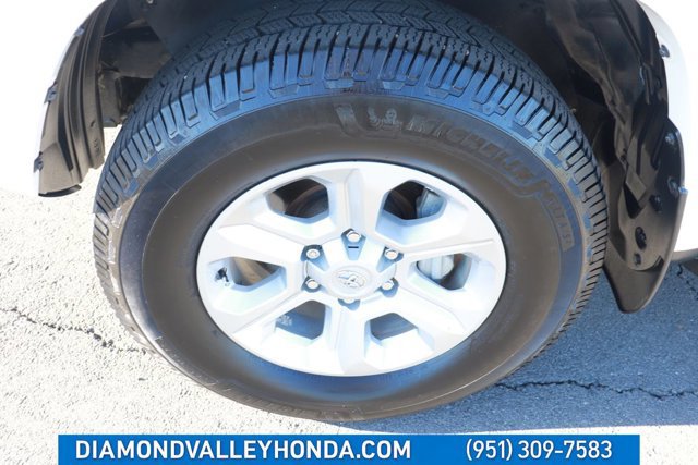 Used 2022 Toyota 4Runner SR5 Premium image 30