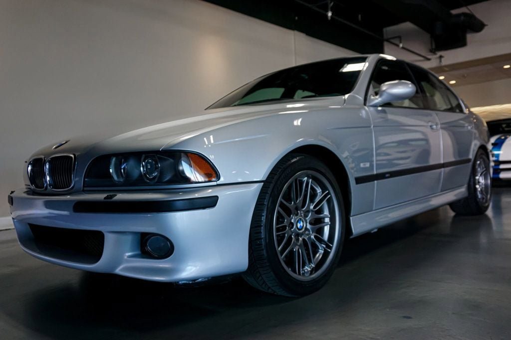 Used 2002 BMW M5 RWD image 60