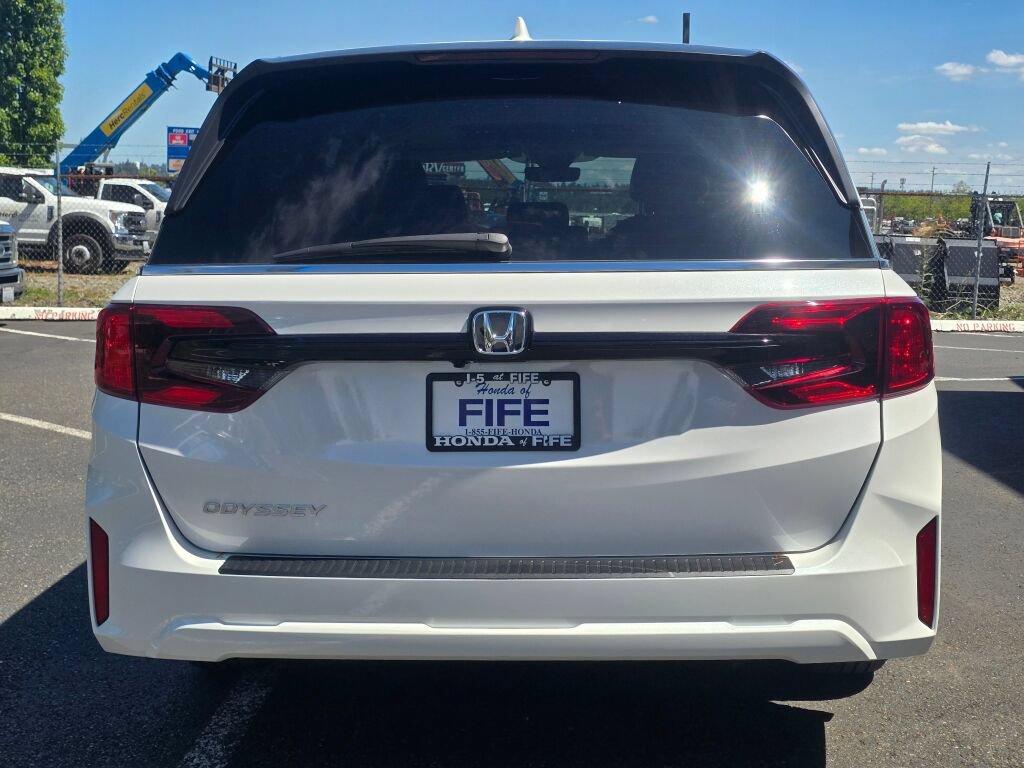 New 2026 Honda Odyssey EX-L image 4
