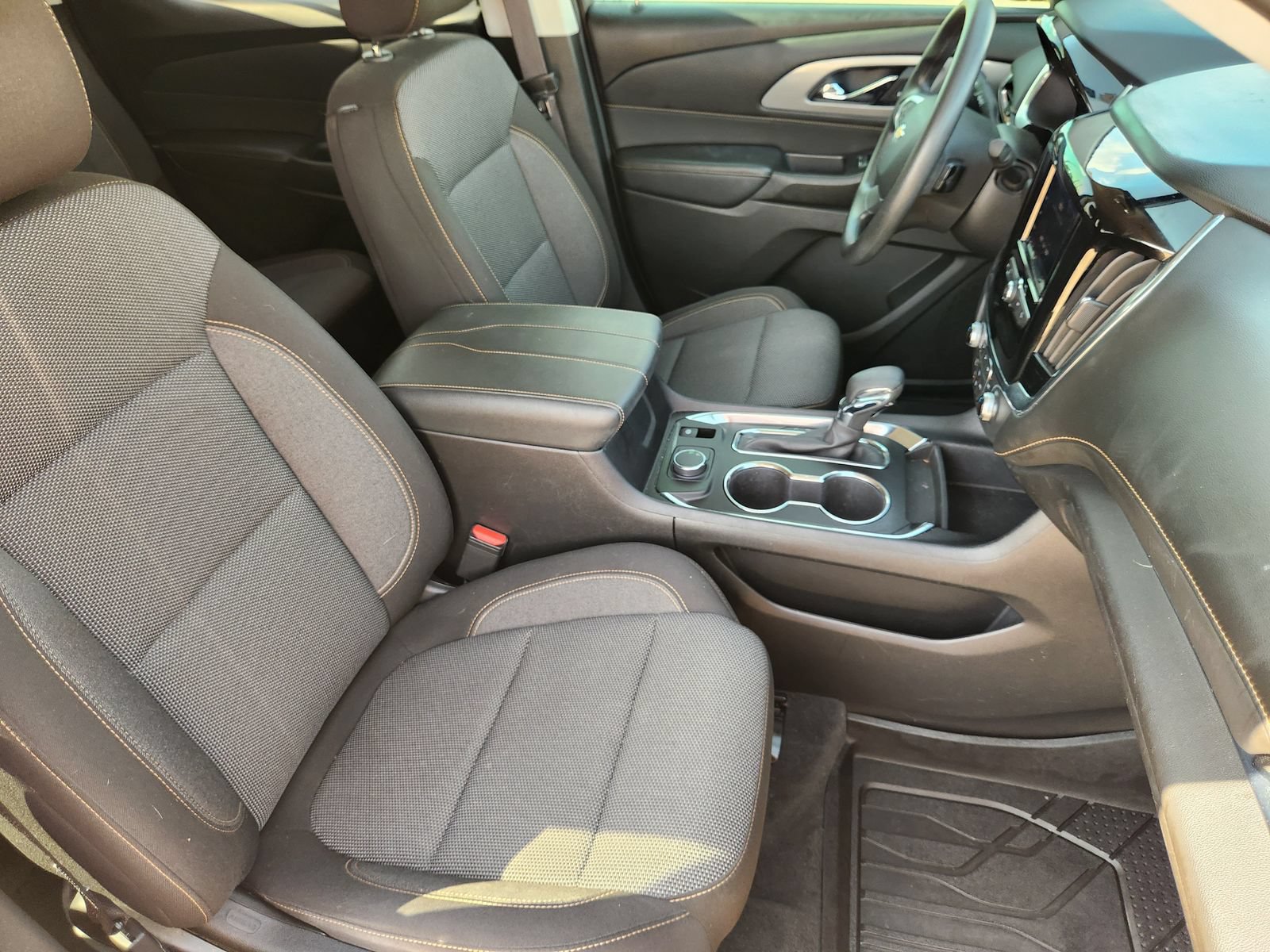 Used 2021 Chevrolet Traverse LS w/ LPO, Floor Liner Package FWD image 14