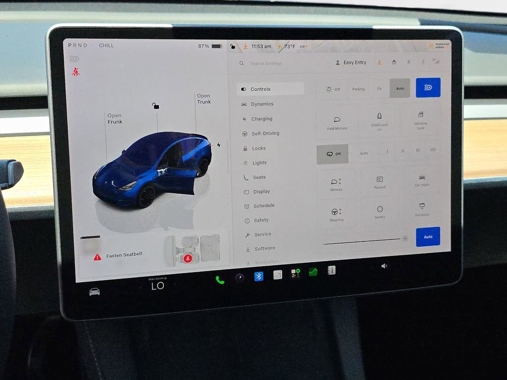 Used 2025 Tesla Model Y Performance AWD/4WD image 32