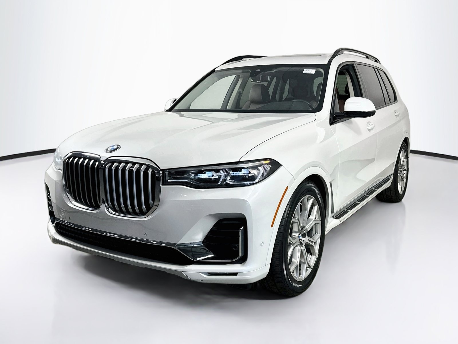 Used 2022 BMW X7 xDrive40i w/ Premium Package AWD/4WD image 1