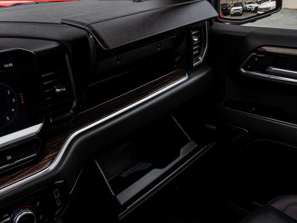 Used 2024 GMC Sierra 1500 Elevation w/ Elevation Premium Package image 19