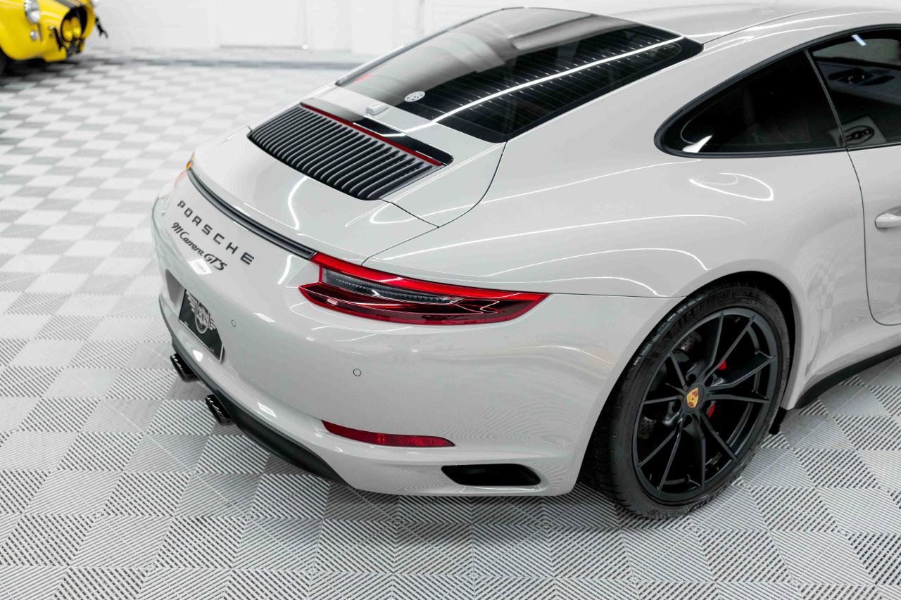 Used 2018 Porsche 911 Carrera GTS RWD image 21