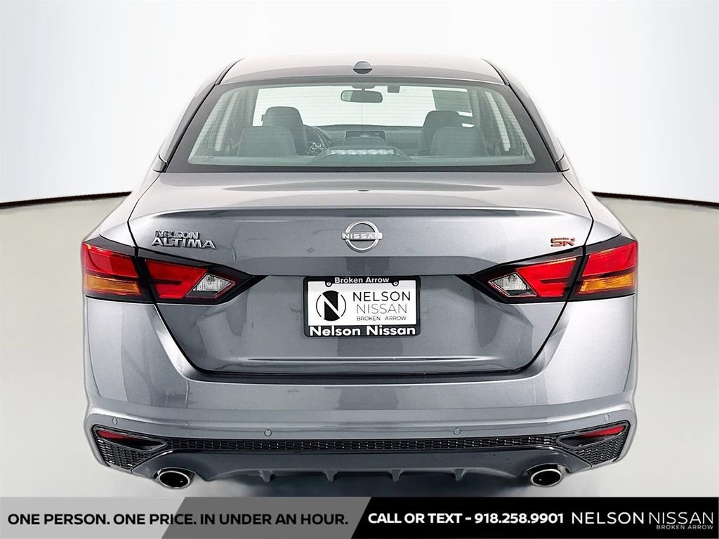 Certified 2025 Nissan Altima 2.5 SR FWD image 6