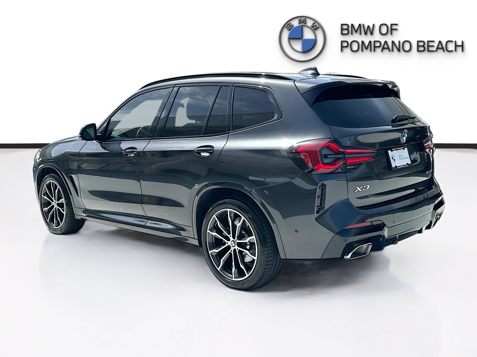 Used 2024 BMW X3 sDrive30i w/ M Sport Package RWD image 5