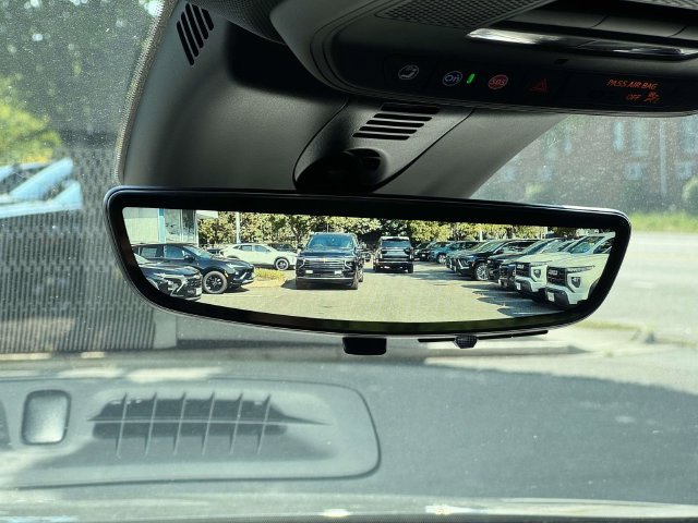 New 2026 Buick Enclave Sport Touring w/ Super Cruise Package FWD image 12