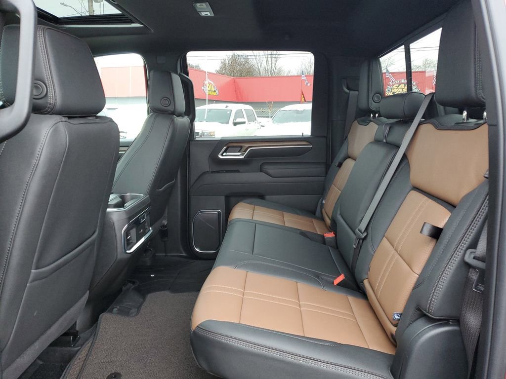 Used 2025 Chevrolet Silverado 2500 High Country w/ High Country Premium Package image 30