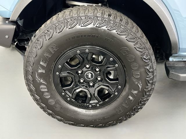 Used 2023 Ford Bronco Wildtrak image 30