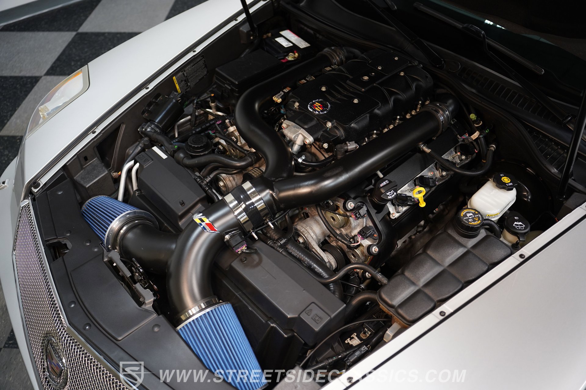 Used 2006 Cadillac XLR V image 31