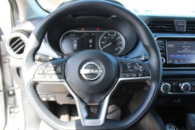 Used 2024 Nissan Versa SV FWD image 19