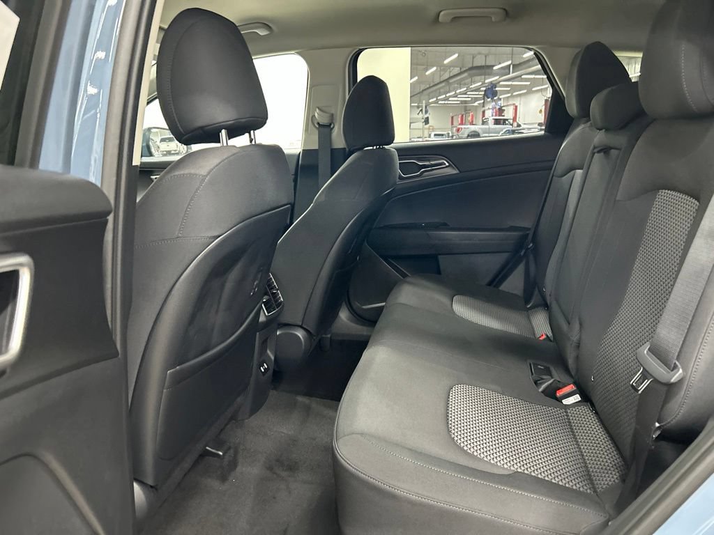 New 2027 Kia Sportage S FWD image 24