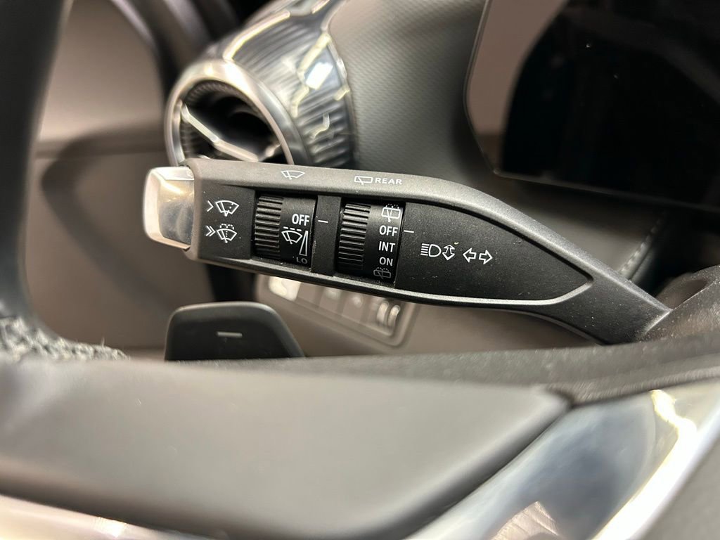 Used 2025 Chevrolet Equinox LT AWD/4WD image 28