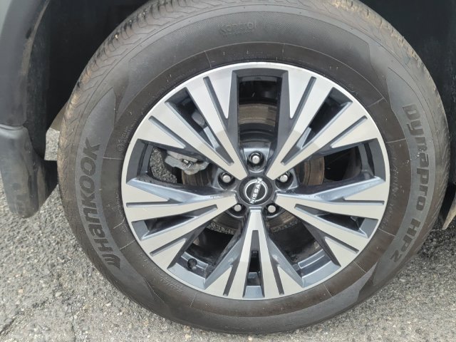 Used 2023 Nissan Rogue SV AWD/4WD image 11