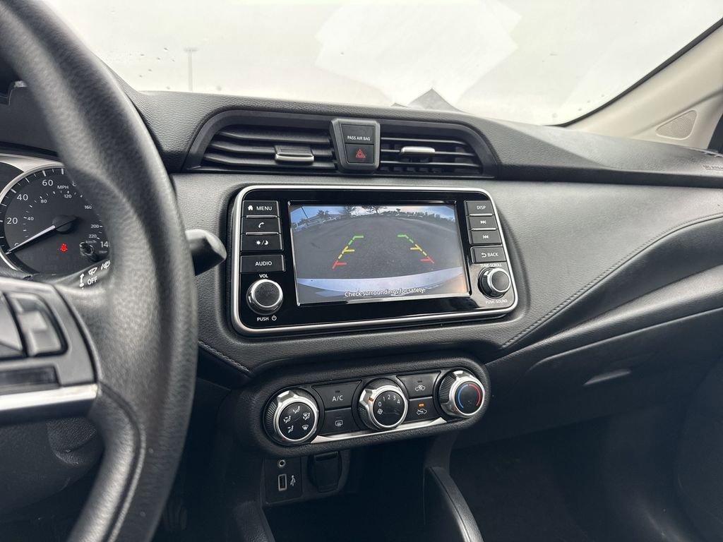 Used 2020 Nissan Versa S image 22