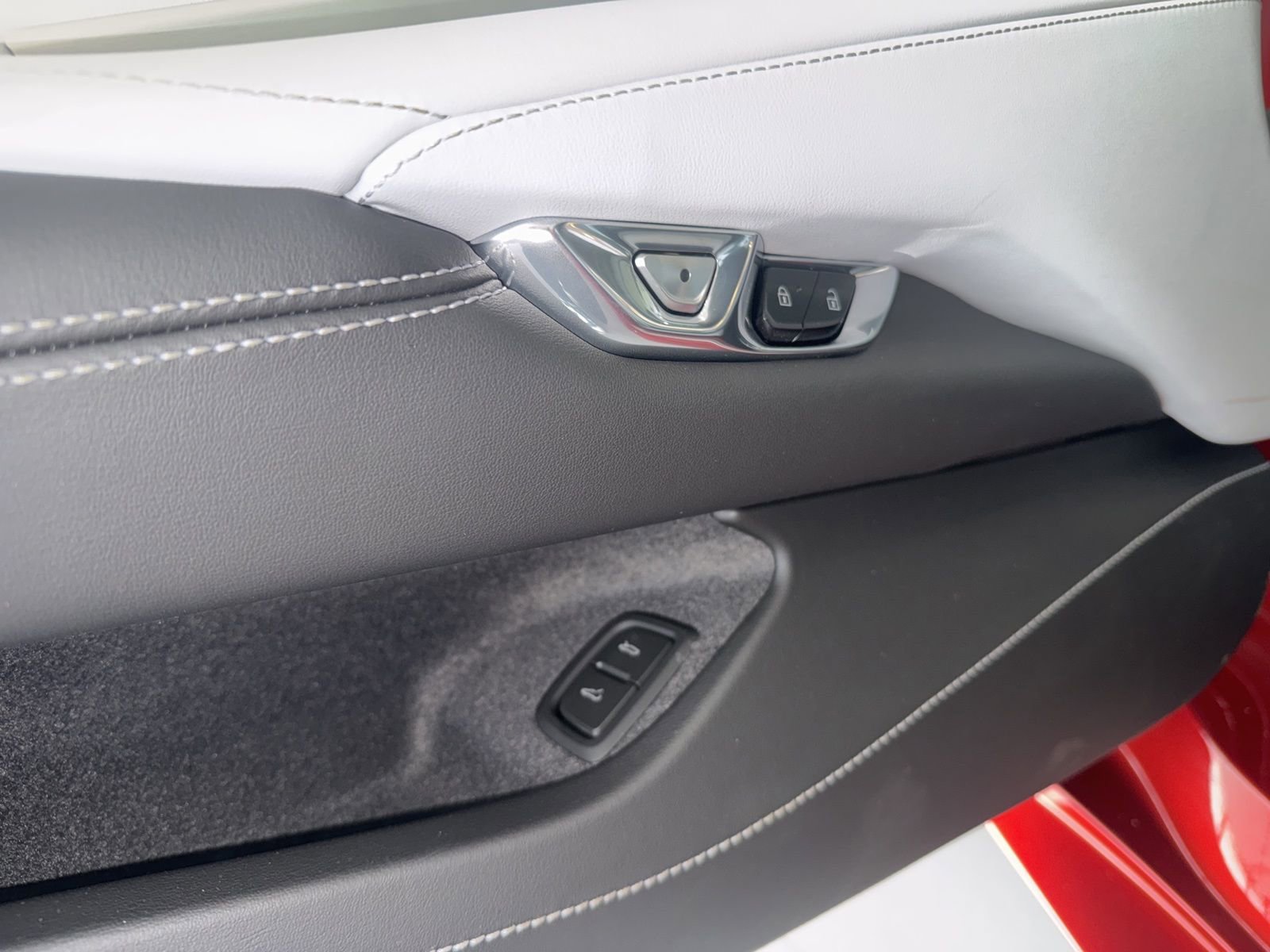 New 2026 Chevrolet Corvette Stingray Preferred Cpe w/ Battery Protection Package image 14