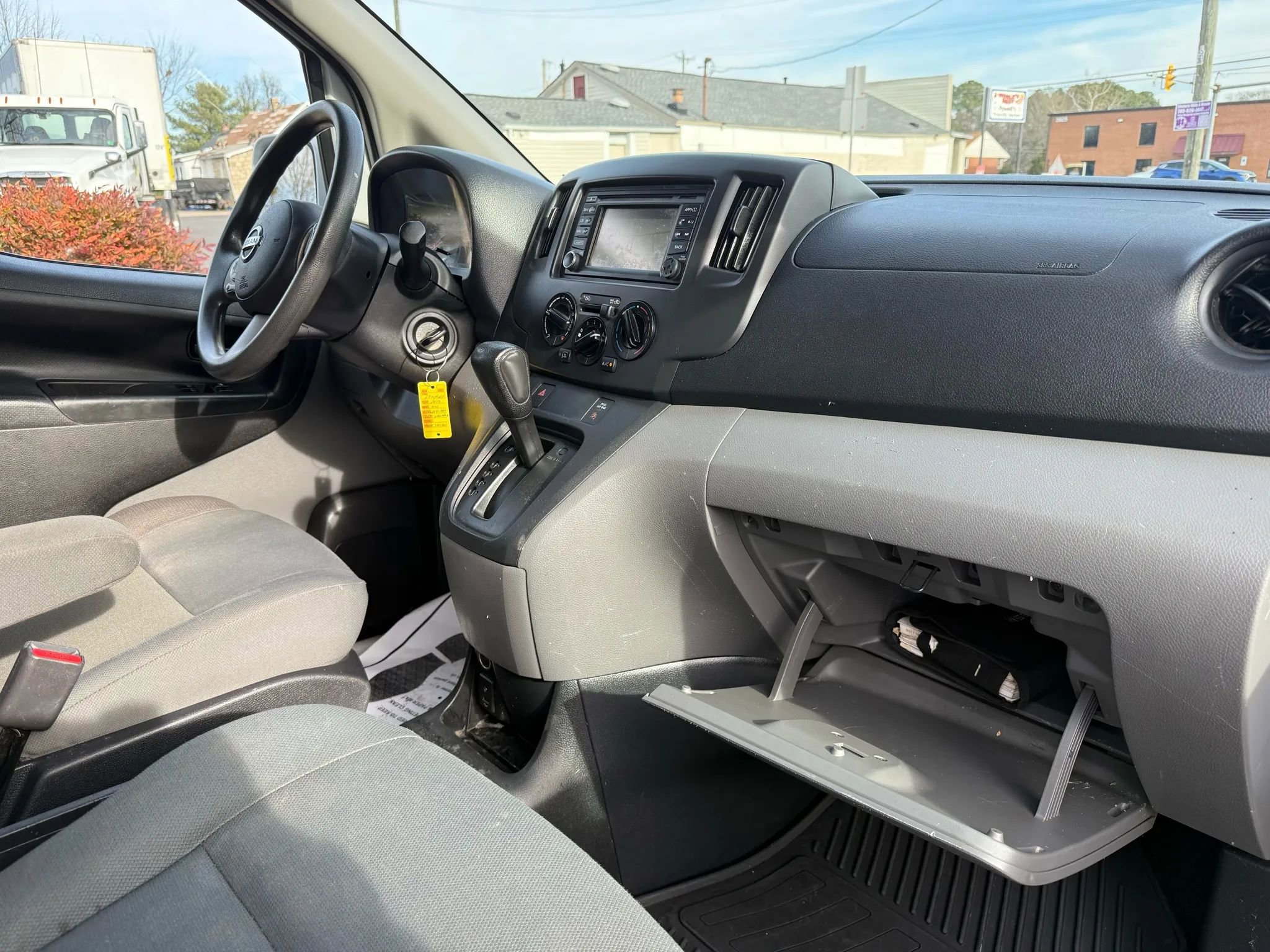 Used 2017 Nissan NV200 SV w/ Technology Package FWD image 23