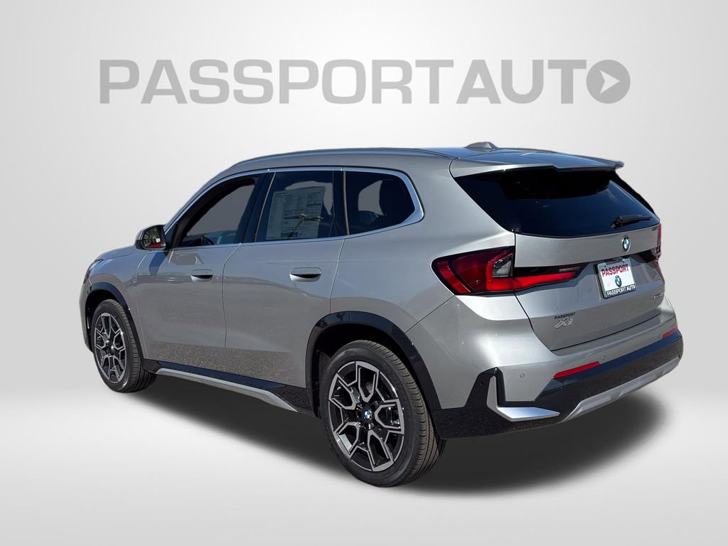 New 2026 BMW X1 xDrive28i w/ Technology Package AWD/4WD image 3