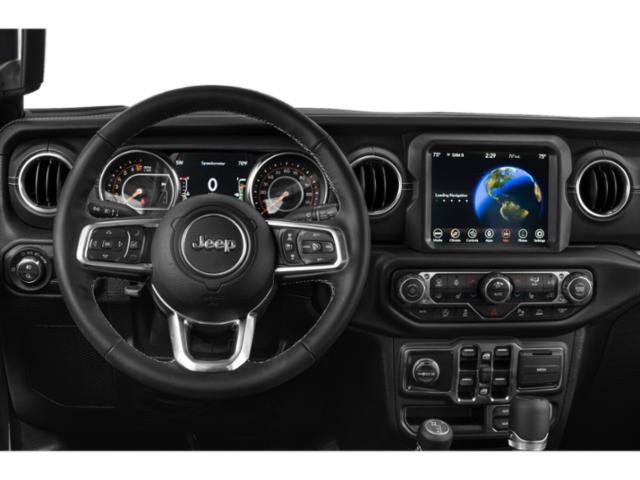 Used 2021 Jeep Gladiator Overland w/ Trailer Tow Package AWD/4WD image 10