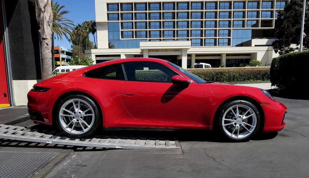 Used 2021 Porsche 911 Carrera 4 image 6