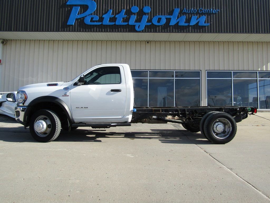 Used 2022 RAM 5500 Tradesman image 11