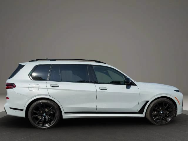 Used 2024 BMW X7 M60i w/ Executive Package AWD/4WD image 4