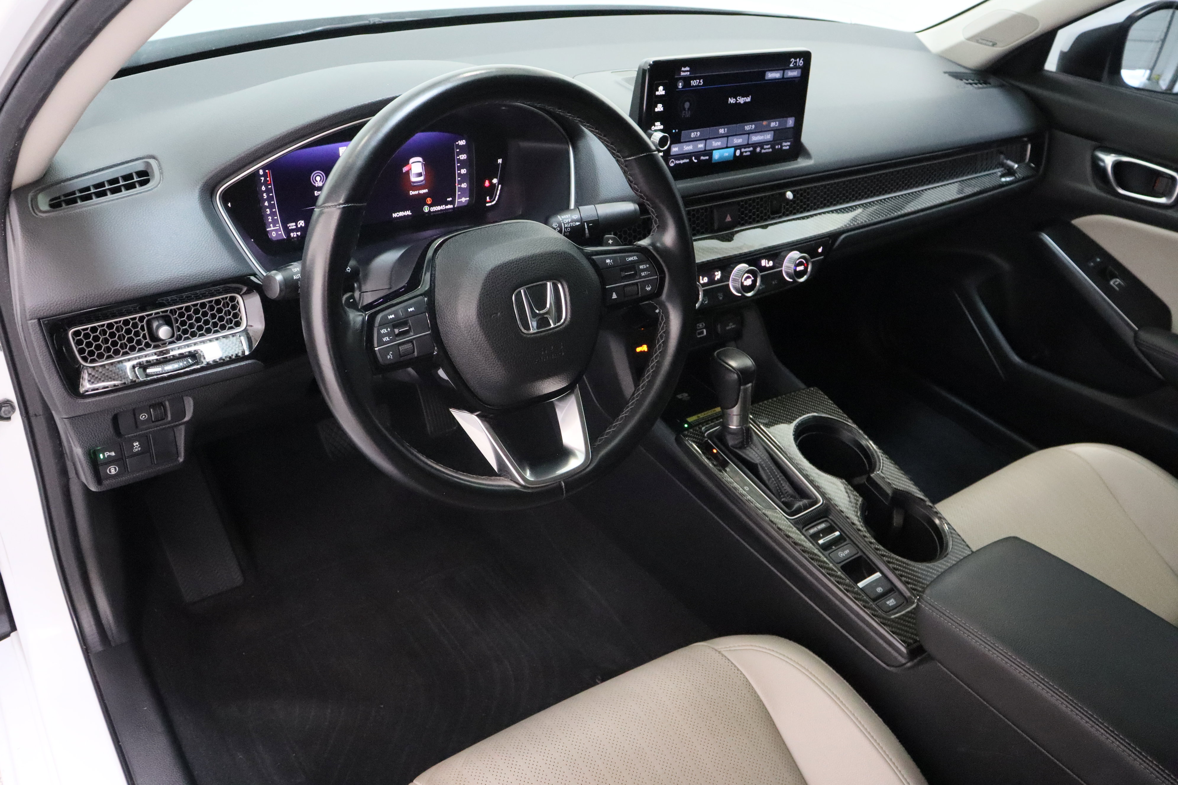 Used 2022 Honda Civic Touring image 13