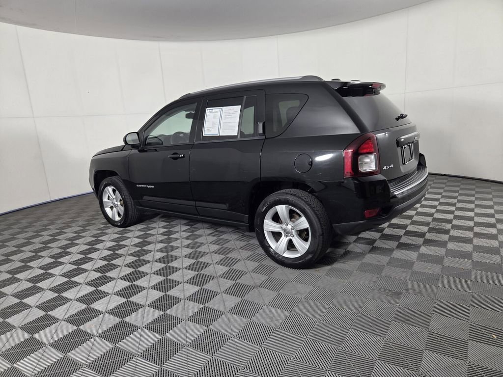 Used 2015 Jeep Compass High Altitude image 8
