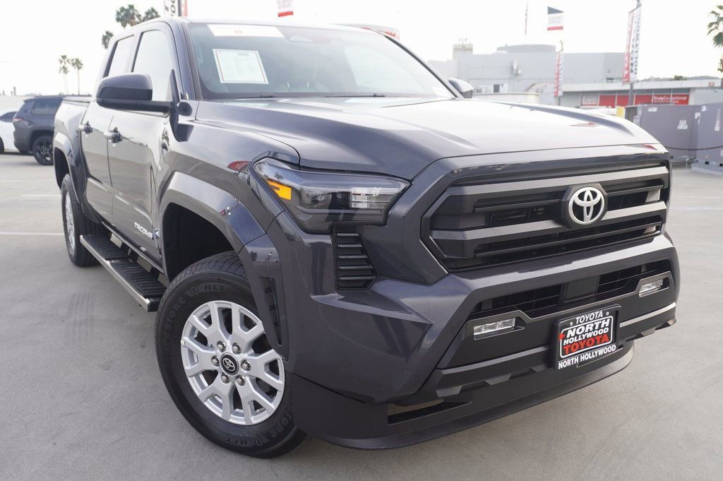 Certified 2025 Toyota Tacoma SR5 image 2