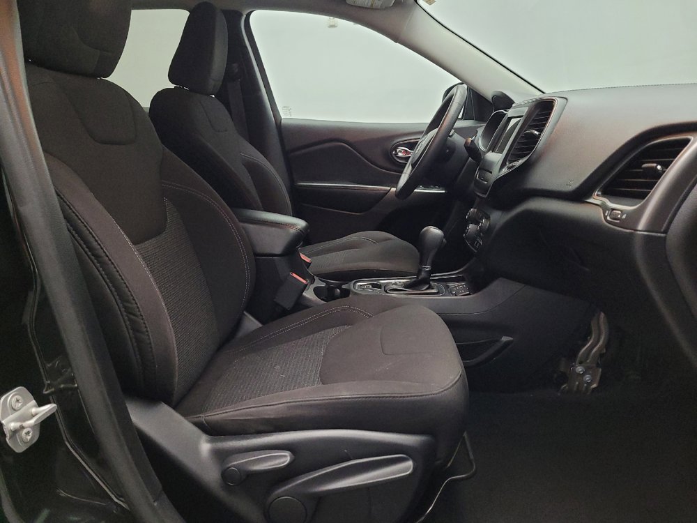 Used 2020 Jeep Cherokee Latitude image 21