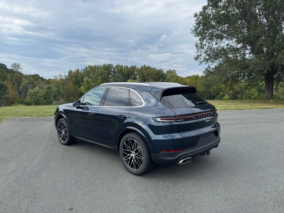 New 2026 Porsche Cayenne image 3