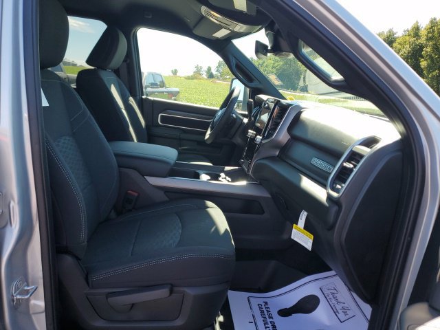 New 2026 RAM 2500 Big Horn AWD/4WD image 23