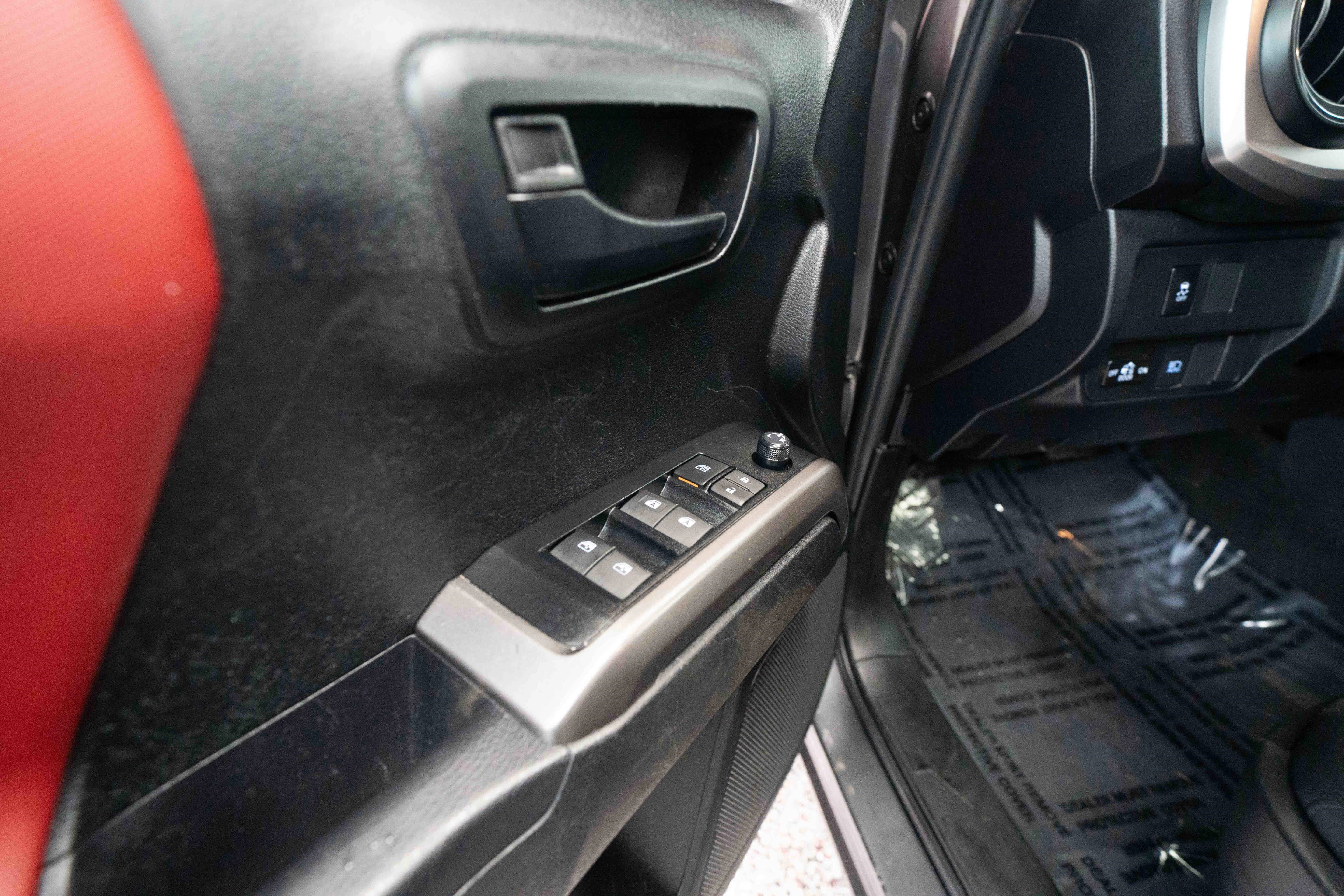 Certified 2023 Toyota Tacoma SR5 image 8